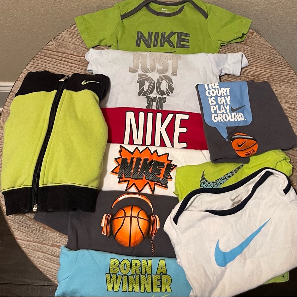LITTLE BOY’S NIKE CLOTHES BUNDLE 9/12M